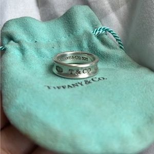 Tiffany and Co Ring Band Tiffany & Co.